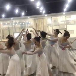 可爱甜美成人舞蹈视频大全,精选可爱甜美成人舞蹈视频集锦