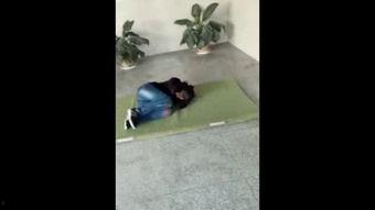 成人优美踩水坑视频,成人踩水坑的绝美瞬间